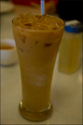 20111102-Wikicommons tea  hong kong Iced milk tea.jpg